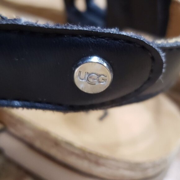 Ugg girls sandels sz 3 animal print adjustable straps - Picture 8 of 11